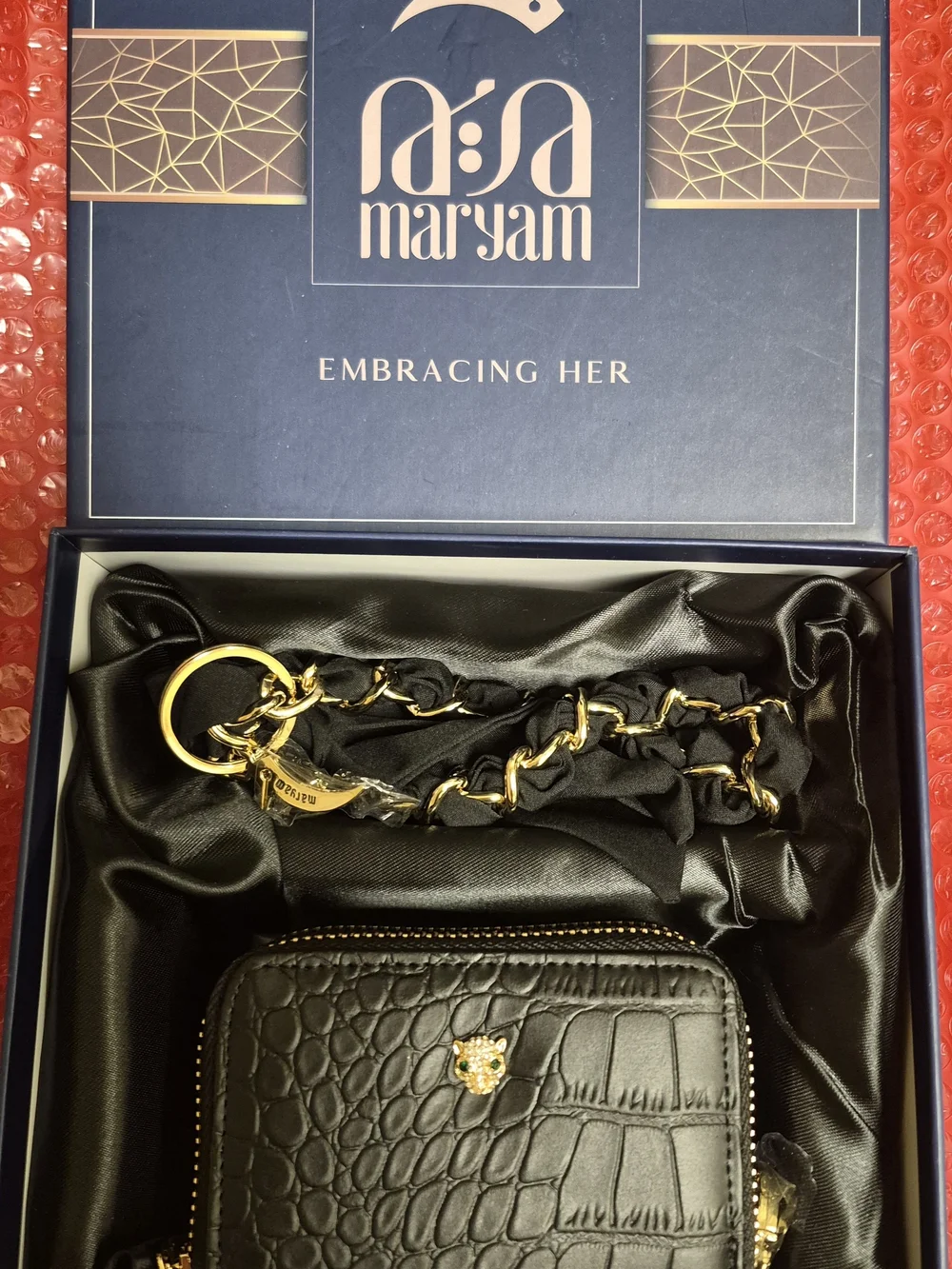 Black Croc-Textured Wallet Keychain Set - Gold Hardware
